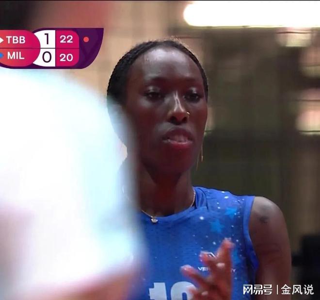 世俱杯-天津女排3-0干掉米兰李盈莹对轰艾格努二连胜提前晋级4强(图2)