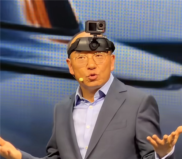 火速捡漏？阿里正式批准林俊旸辞职谷歌DeepMind立刻抛橄榄枝；某车CEO头戴摄像头炮轰激光雷达：放在车顶不好看；OpenAI深夜祭出GPT-54